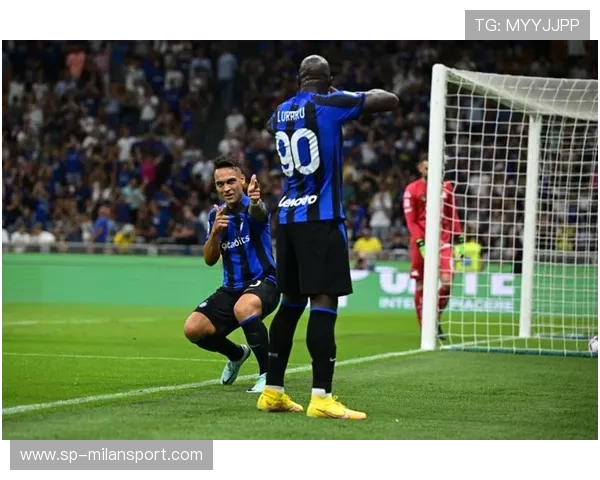 卢卡库连线中路制造巨大压迫并完成终结